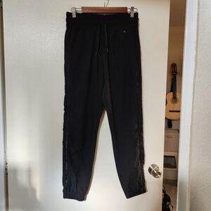 Lorna Jane Small Jogger Pants, Mesh Detail